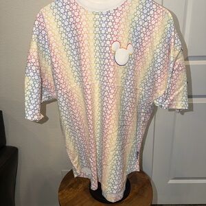 Disney Multicolor Tee Size Medium